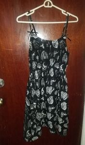 Sourpuss skeleton/anatomy dress size s